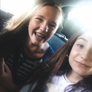 Meet your Posher, Lauren